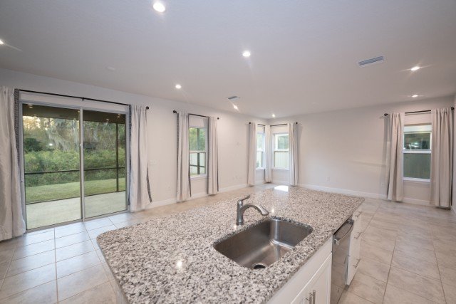 New! 5 Beds, 3 Baths In Cypress Preserve property image