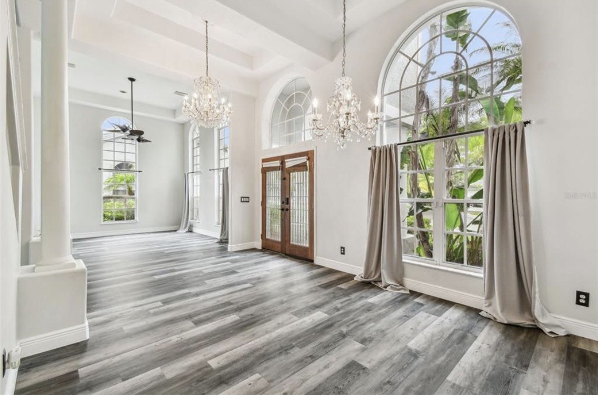 Gorgeous! Tampa Palms 4/3.5/2 Pool Home. property image