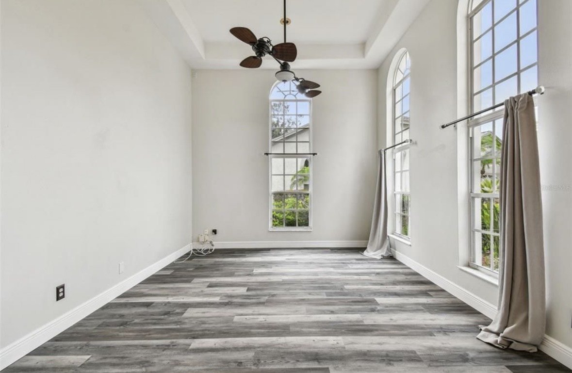 Gorgeous! Tampa Palms 4/3.5/2 Pool Home. property image