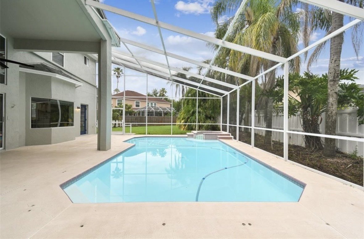 Gorgeous! Tampa Palms 4/3.5/2 Pool Home. property image