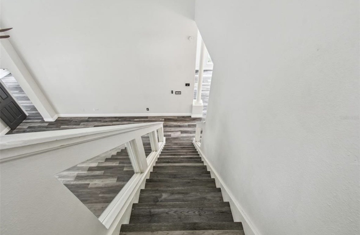 Gorgeous! Tampa Palms 4/3.5/2 Pool Home. property image