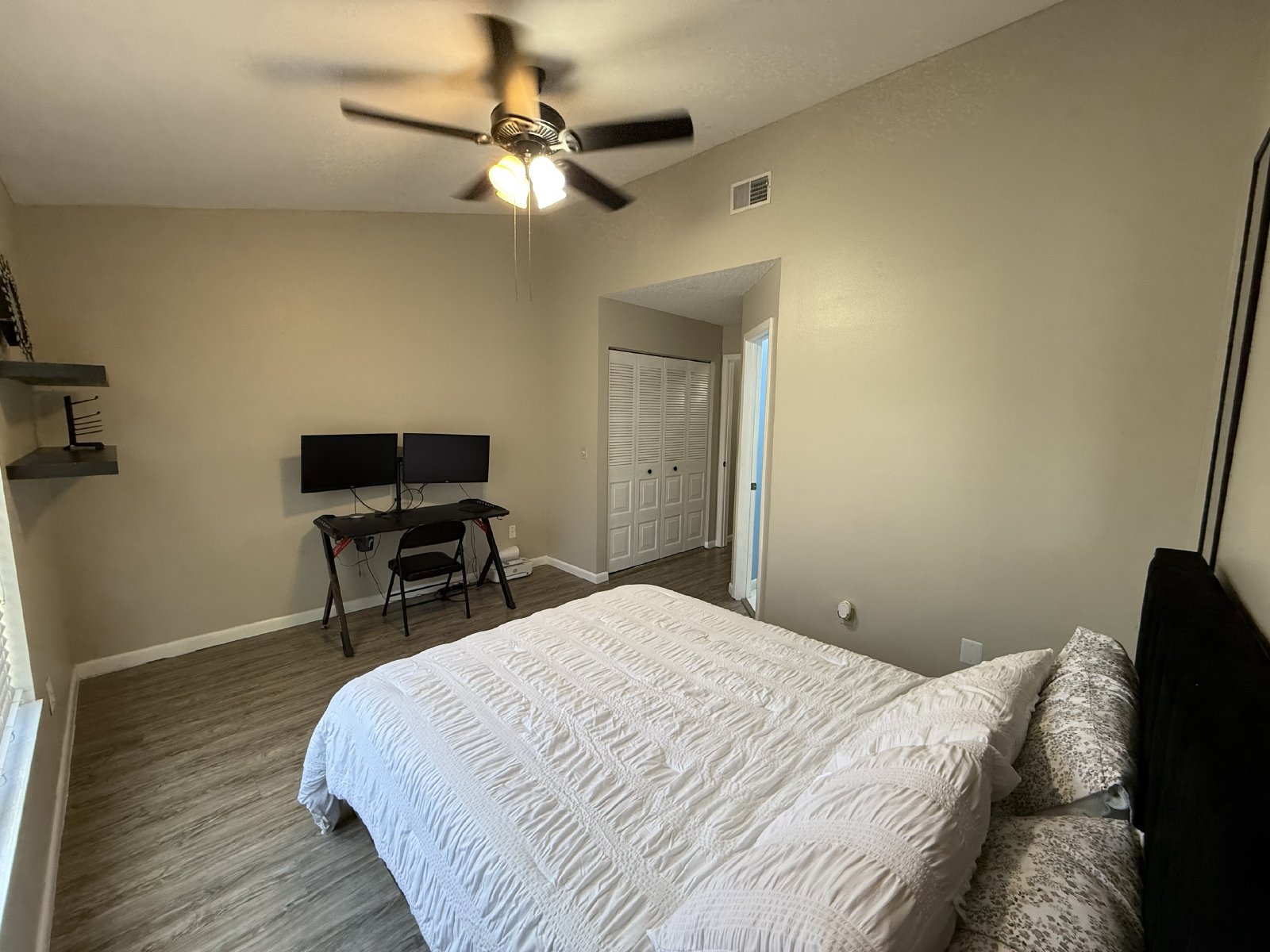 FURNISHED 2 Bedroom 2.5 Bath Townhouse Near USF property image