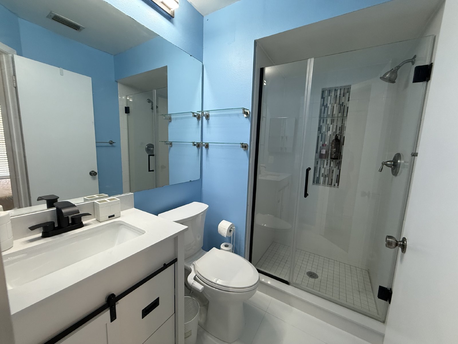 FURNISHED 2 Bedroom 2.5 Bath Townhouse Near USF property image
