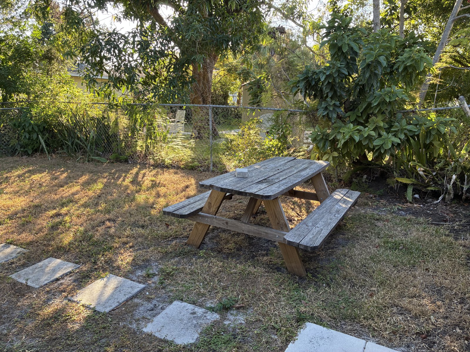 Downstairs Studio With Bonus Room property image