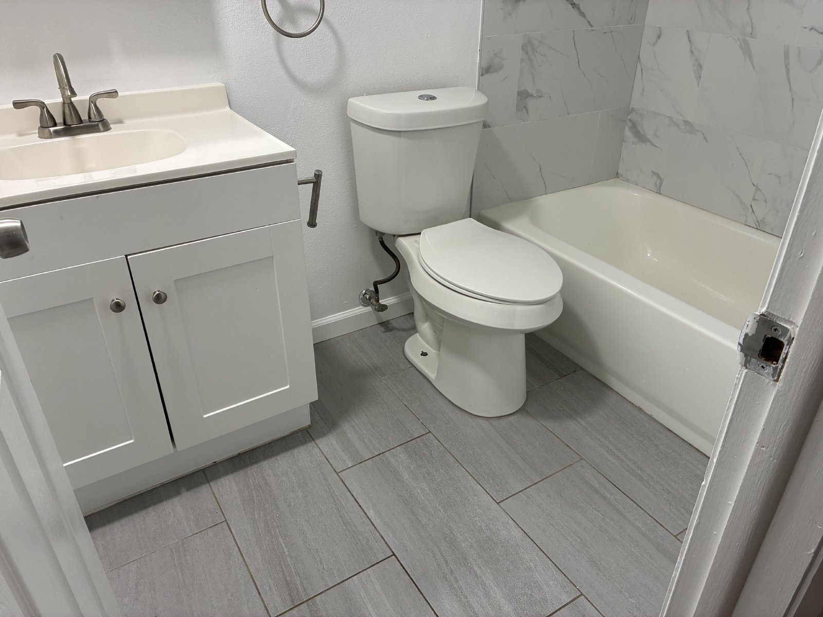 Cozy 1/1 Loft Style Apartment property image