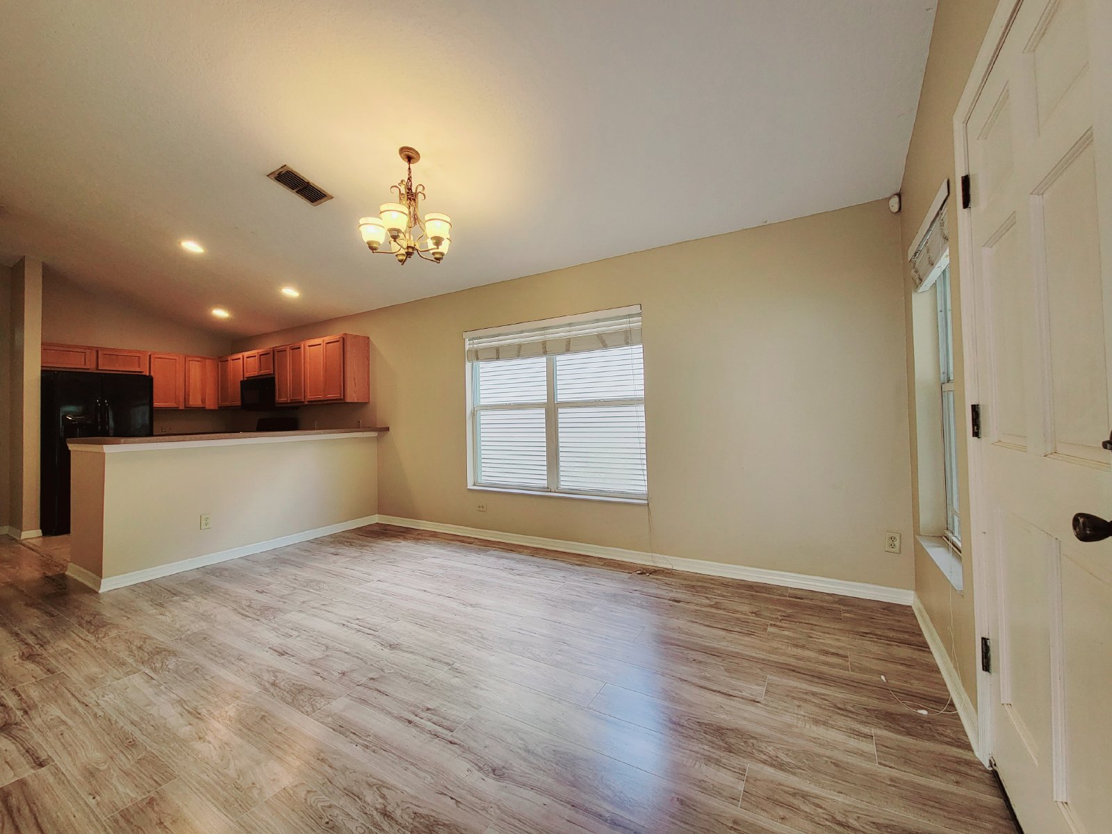 3/2 In Old West Tampa With Off Street Parking property image