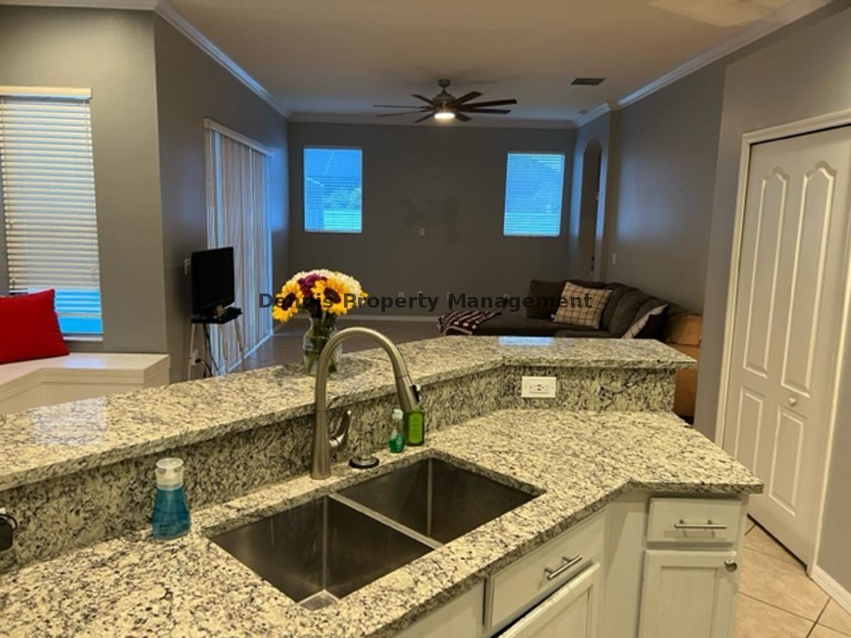 Fully Fenced 4br/3ba Pool Home For Rent Located In Valencia Gardens property image