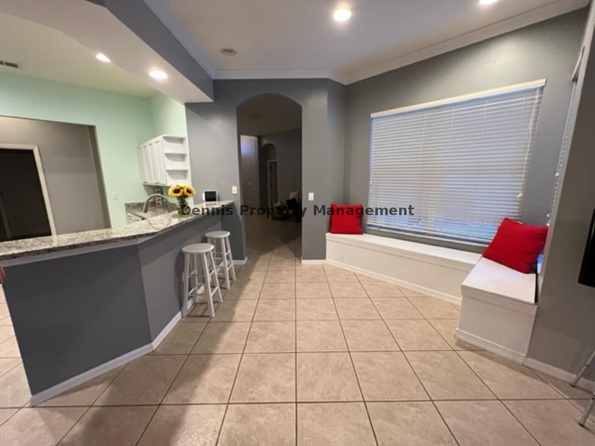 Fully Fenced 4br/3ba Pool Home For Rent Located In Valencia Gardens property image