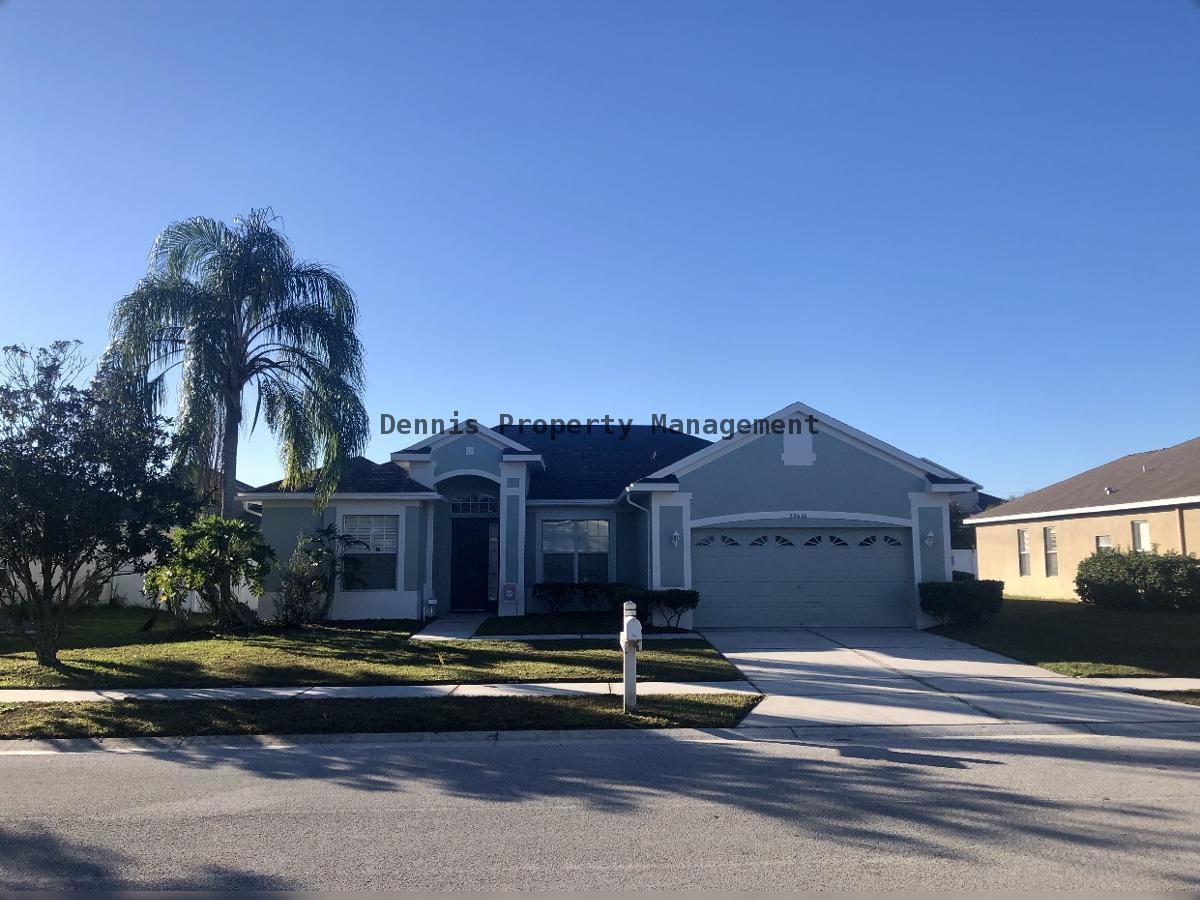 Fully Fenced 4br/3ba Pool Home For Rent Located In Valencia Gardens property image