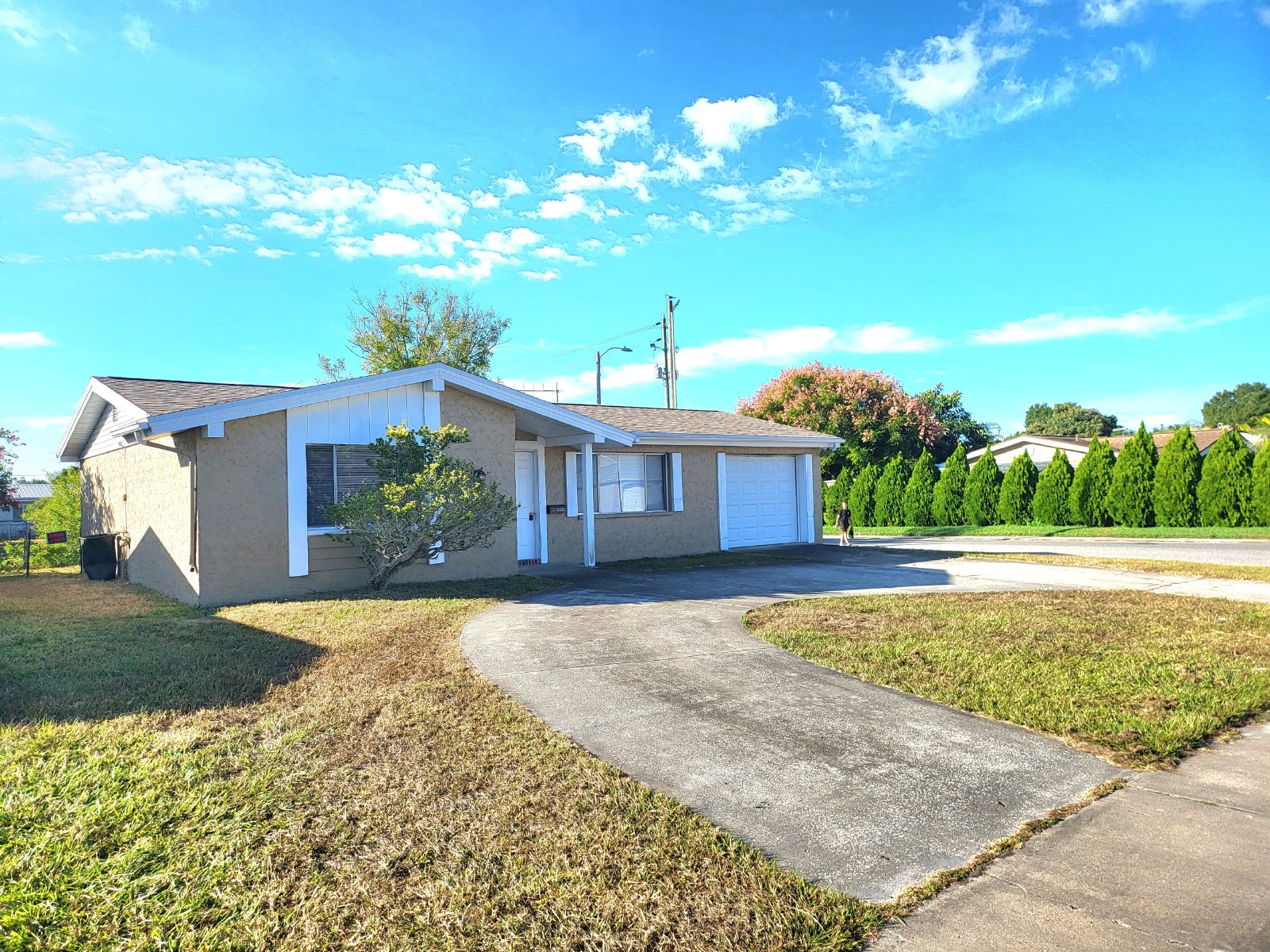 Newly Renovated Beautiful 2/2/1. property image