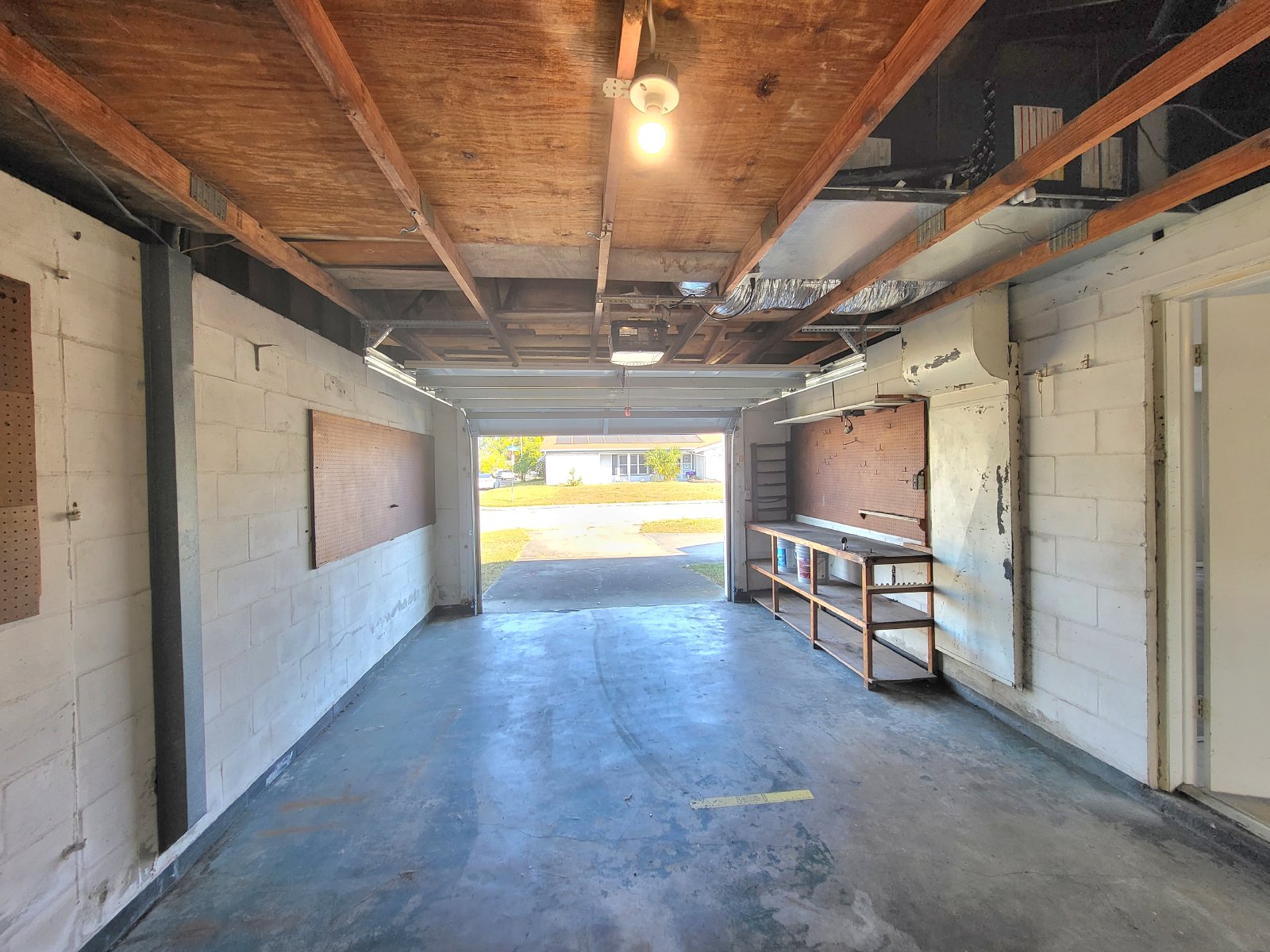 Newly Renovated Beautiful 2/2/1. property image