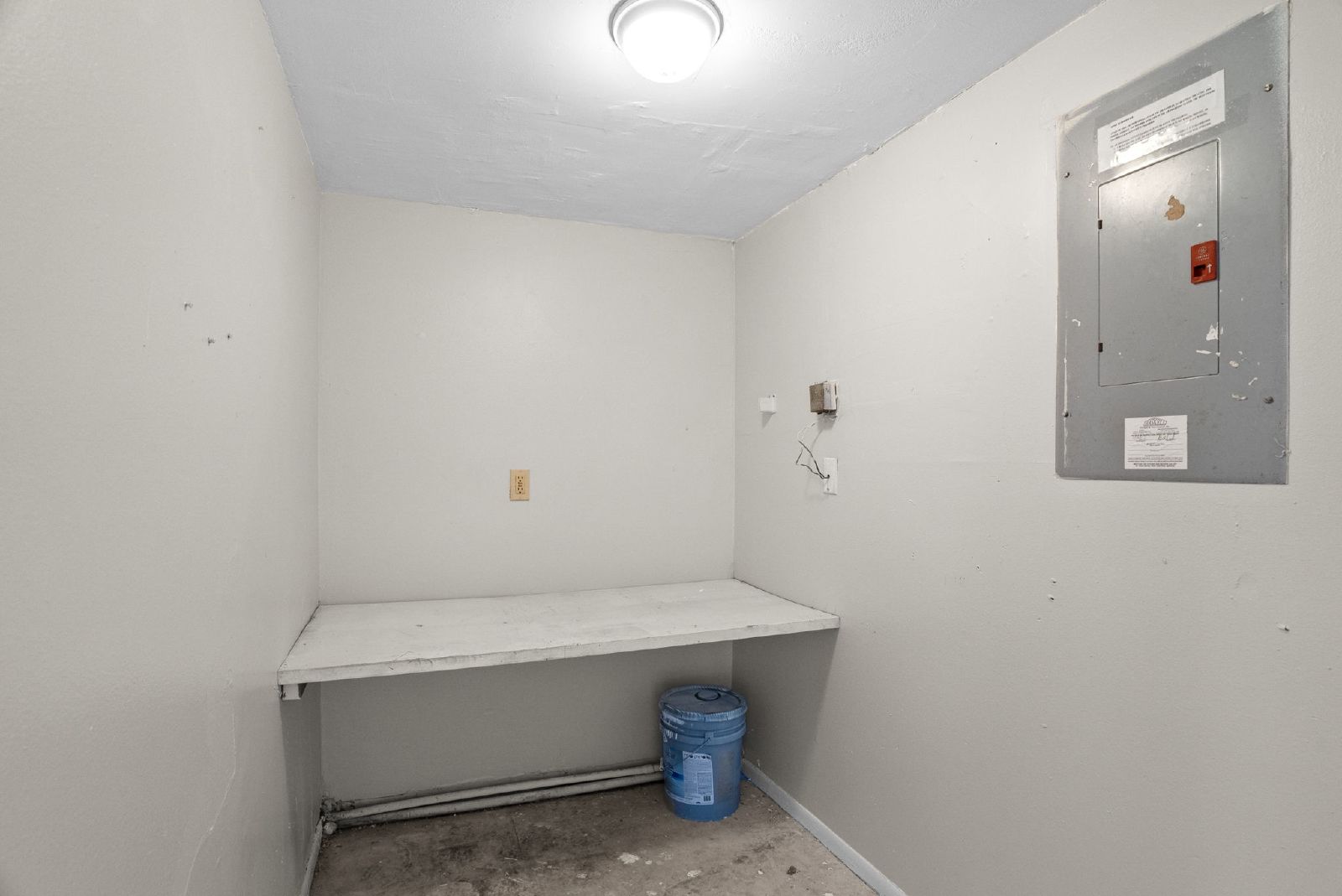 FIRST TIME RENTAL 3 BED 2.5 BATH TOWNHOUSE!!! property image