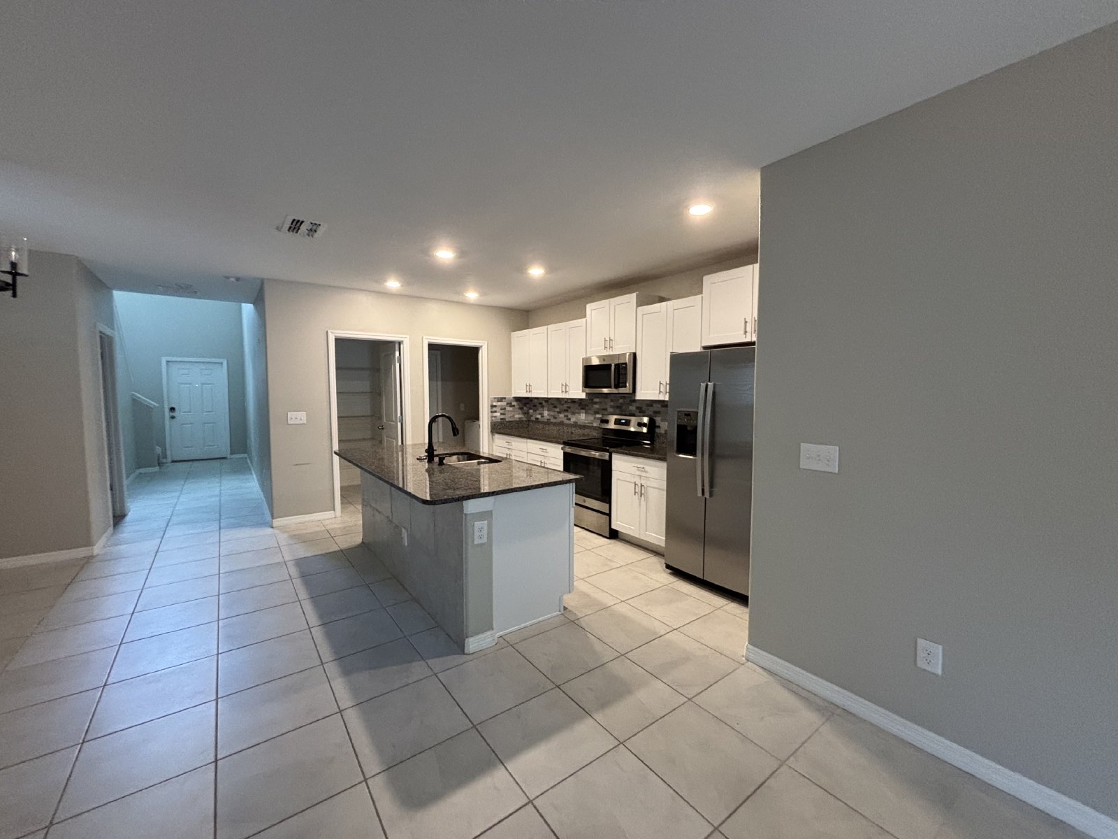 Villages Of Avalon property image