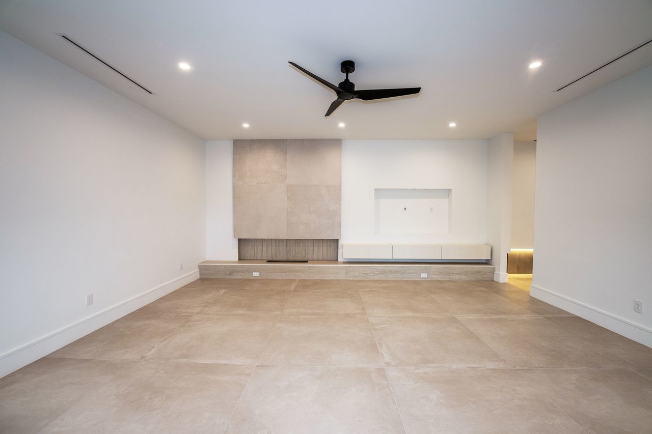 New Built Beauty In South Tampa-Four Bed, Four And A Half Bath property image