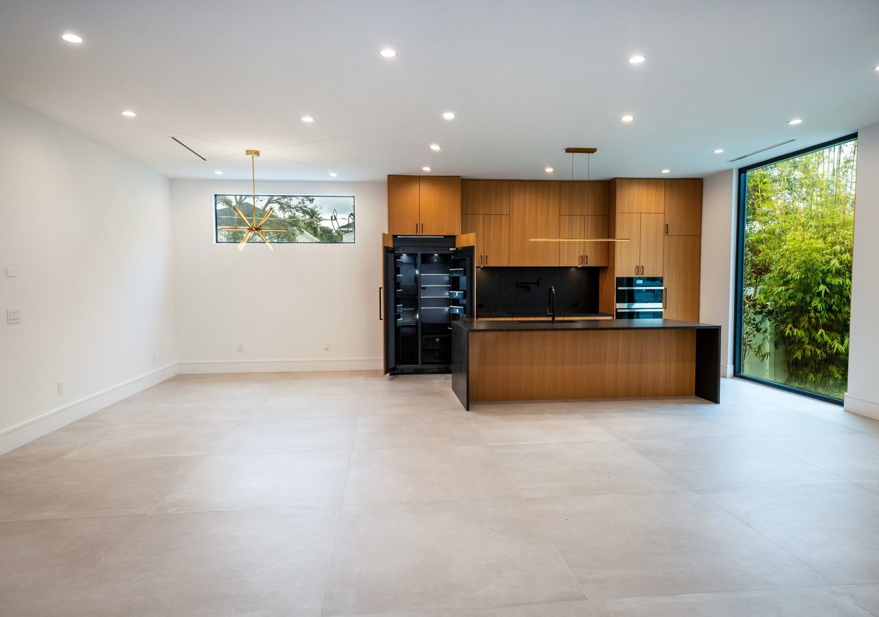 New Built Beauty In South Tampa-Four Bed, Four And A Half Bath property image