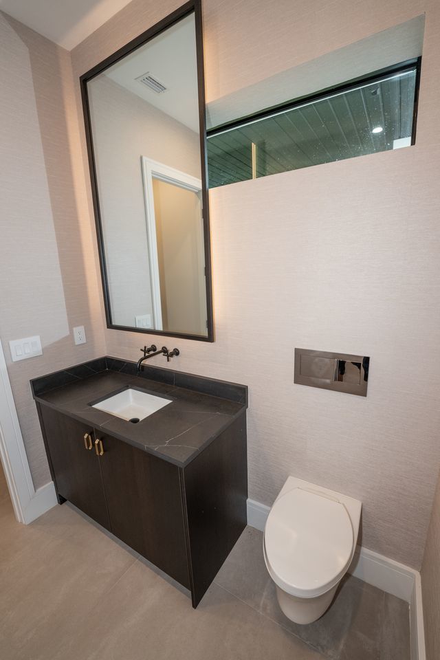 New Built Beauty In South Tampa-Four Bed, Four And A Half Bath property image