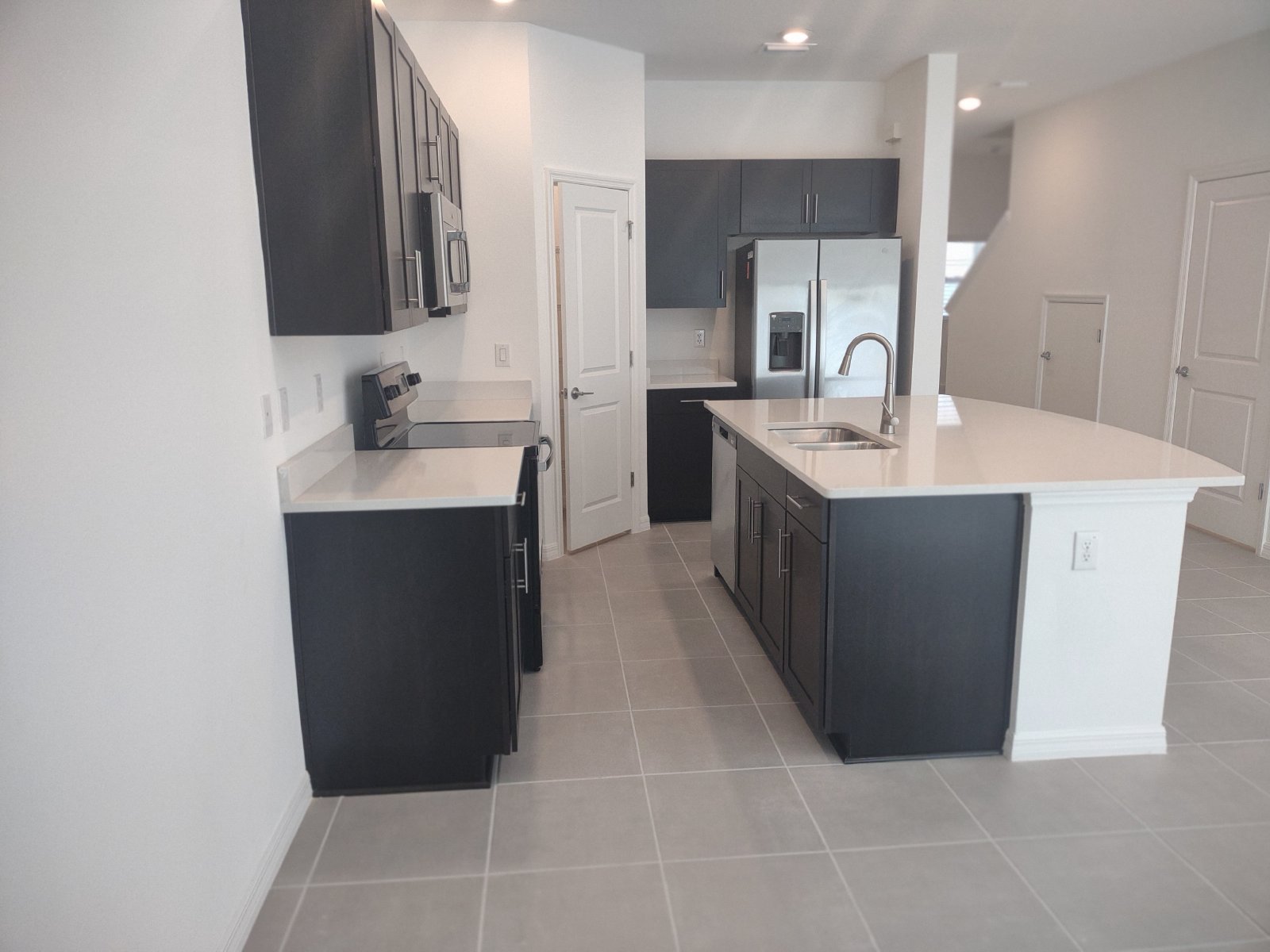 Brand New 3/3/1 Townhouse In River Landing property image