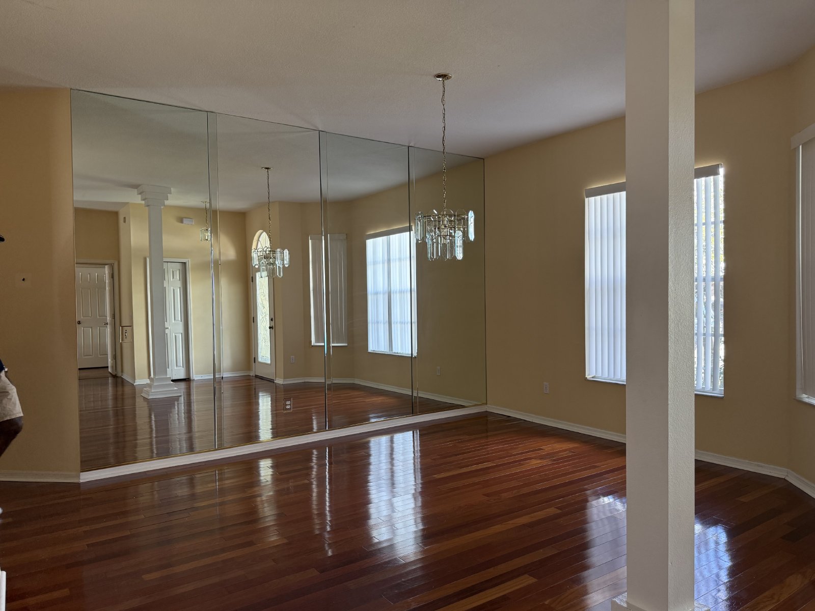 Gorgeous 4/2/2 Pool Home With Wood Floors On 1/2 Acre property image