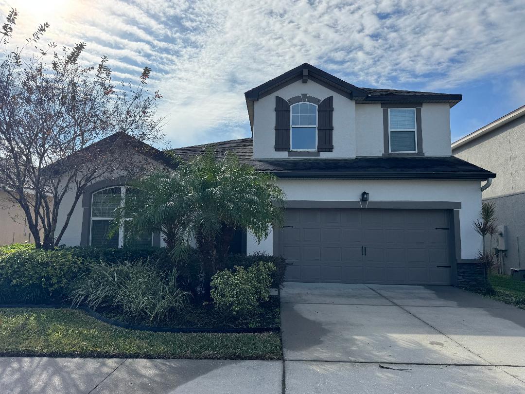 Gorgeous 4/2.5 Fenced Home property image