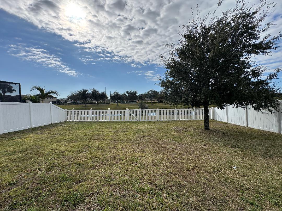 Gorgeous 4/2.5 Fenced Home property image
