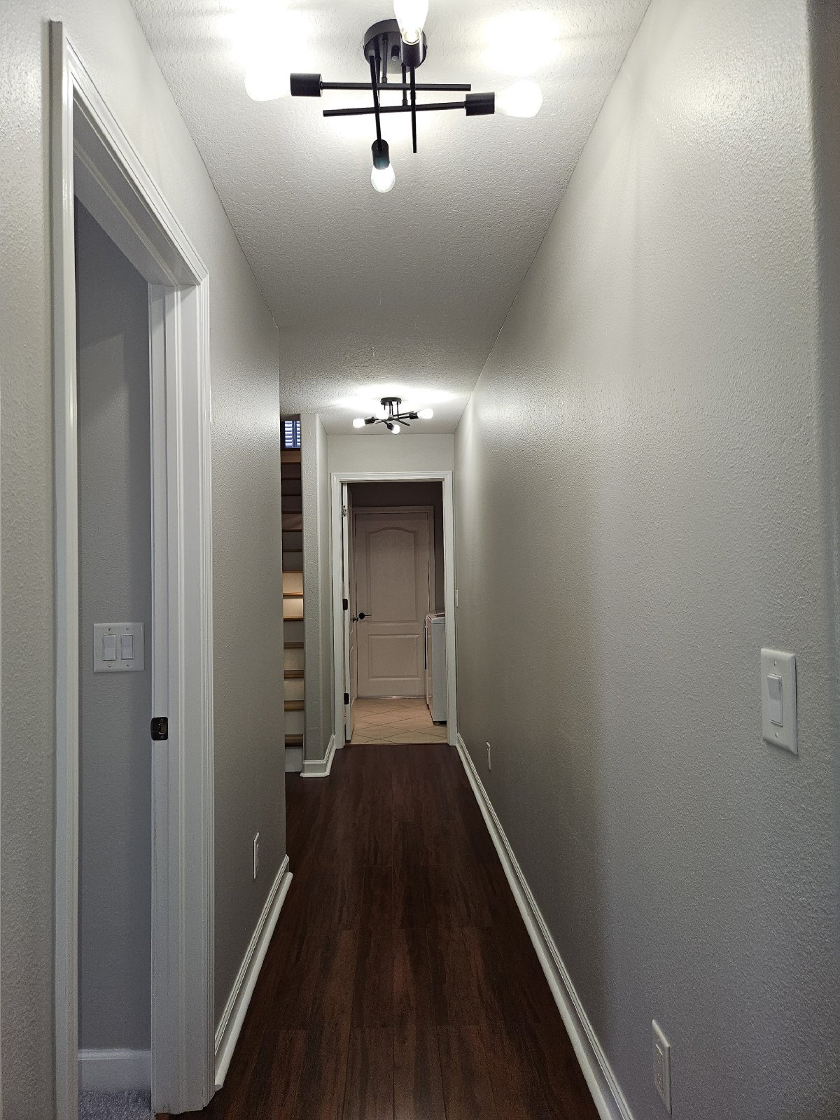 5 Bedrooms + Office / 3 Bathrooms / HUGE Lanai property image