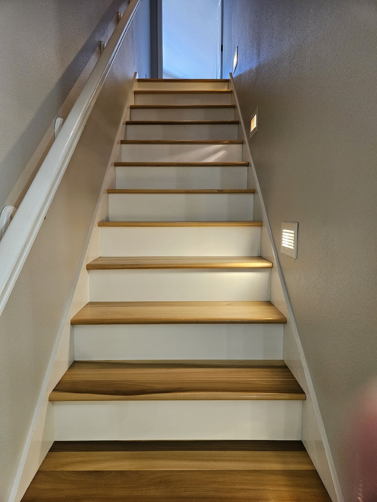 5 Bedrooms + Office / 3 Bathrooms / HUGE Lanai property image