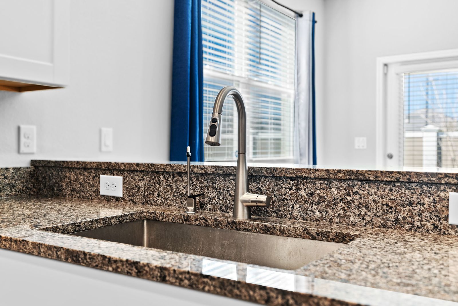 3 Bedroom 3 Bathroom Home In San Antonio property image