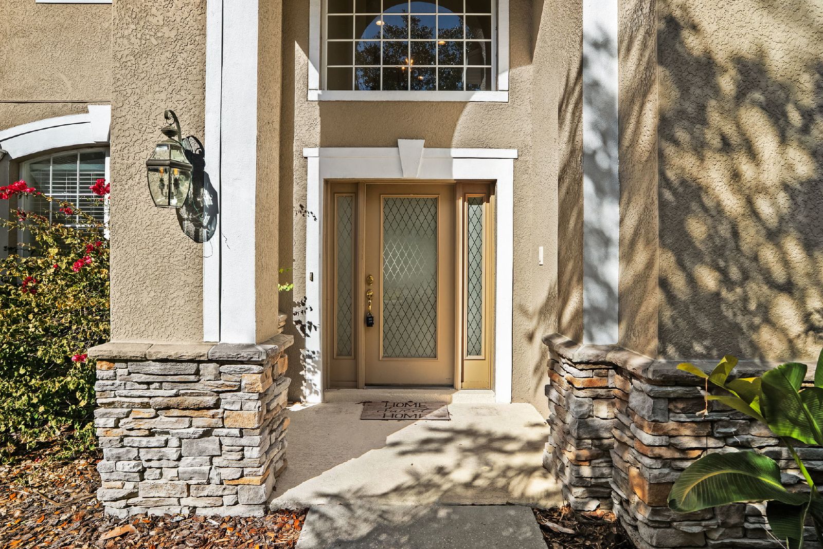 4 Bedroom 3 1/2 Bath 3 Car Garage Home In Buckingham At Tampa Palms property image