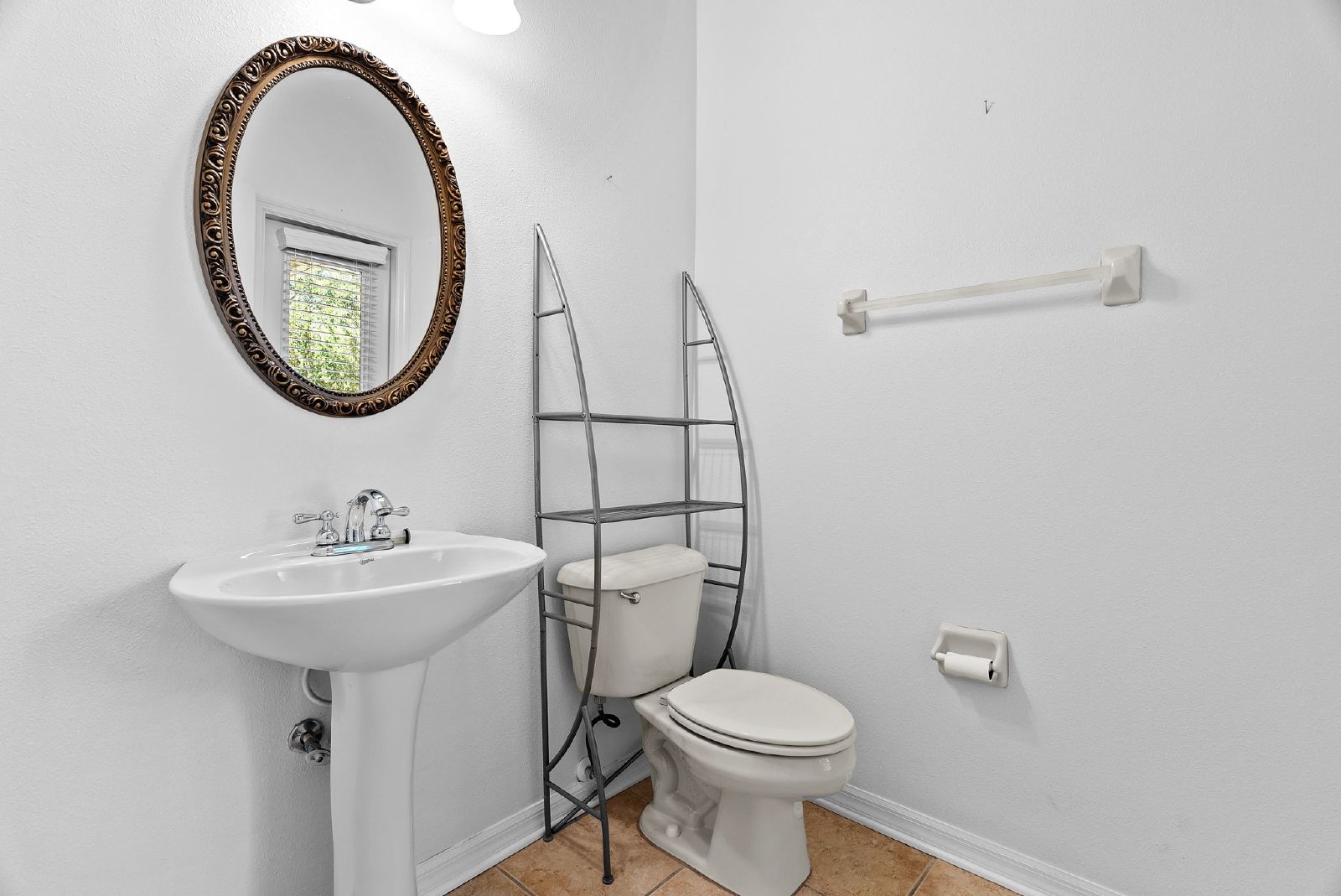 4 Bedroom 3 1/2 Bath 3 Car Garage Home In Buckingham At Tampa Palms property image