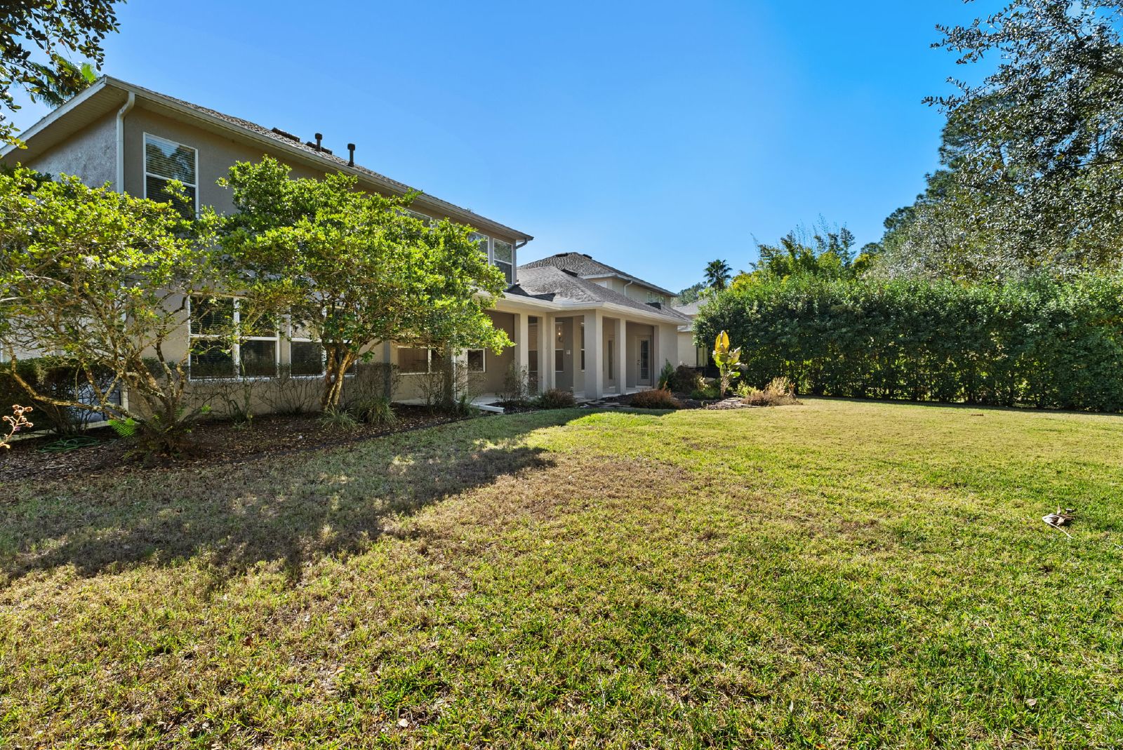 4 Bedroom 3 1/2 Bath 3 Car Garage Home In Buckingham At Tampa Palms property image