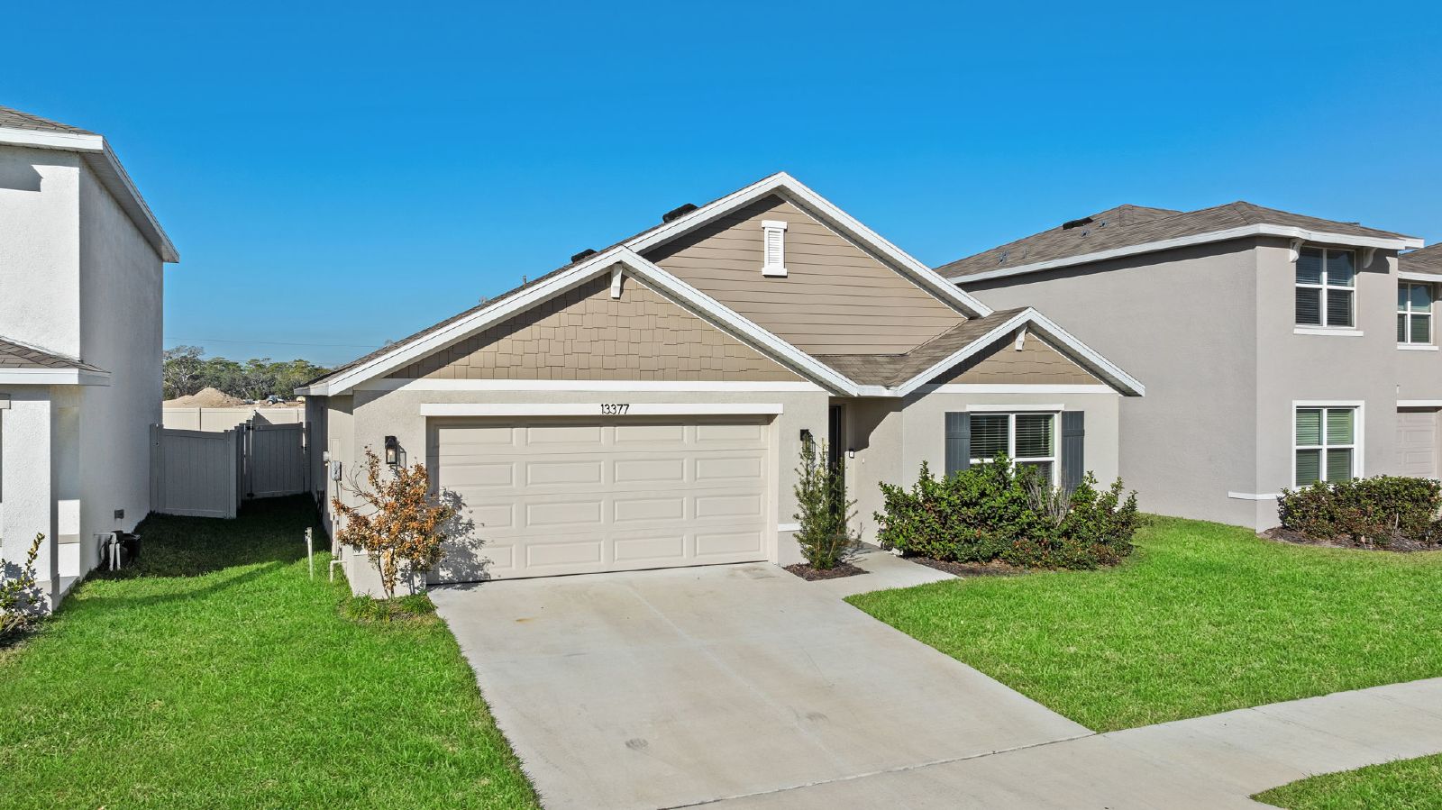 First Time Rental 4 Bed 2 Bath Fenced In Yard property image