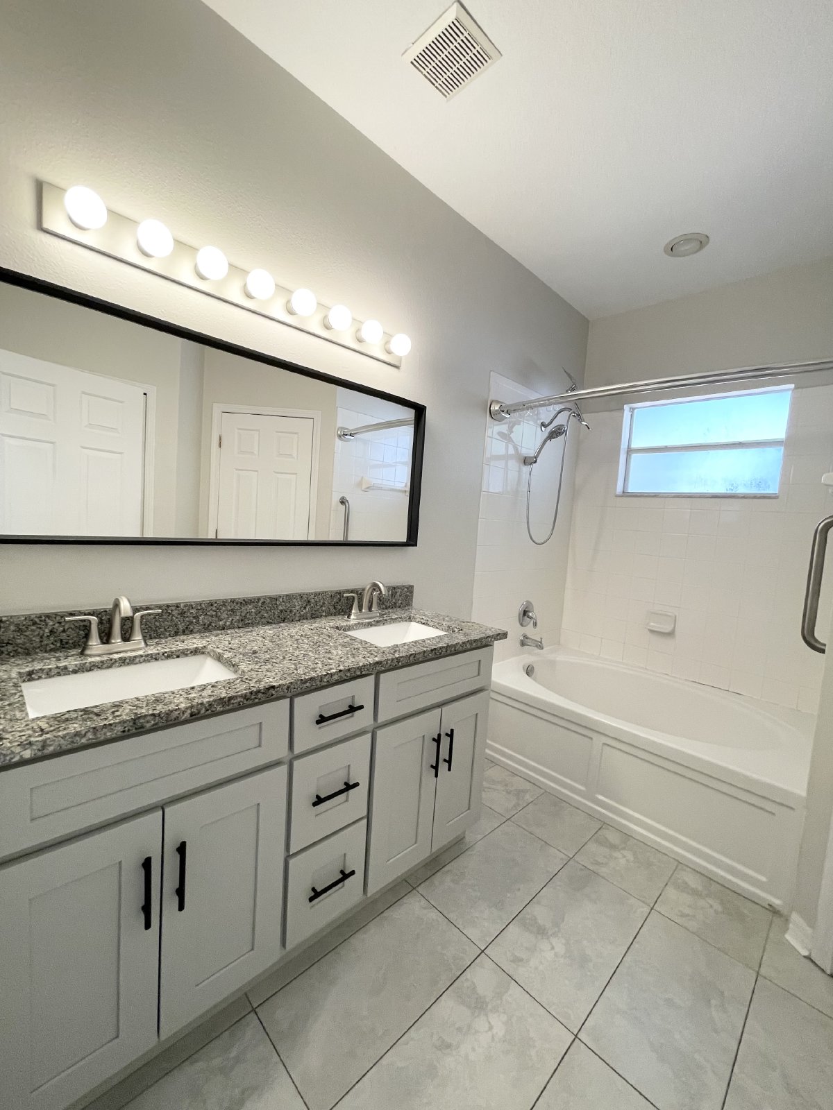 Move-In Ready 4 Bed, 2 Bath Home In Land O Lakes property image