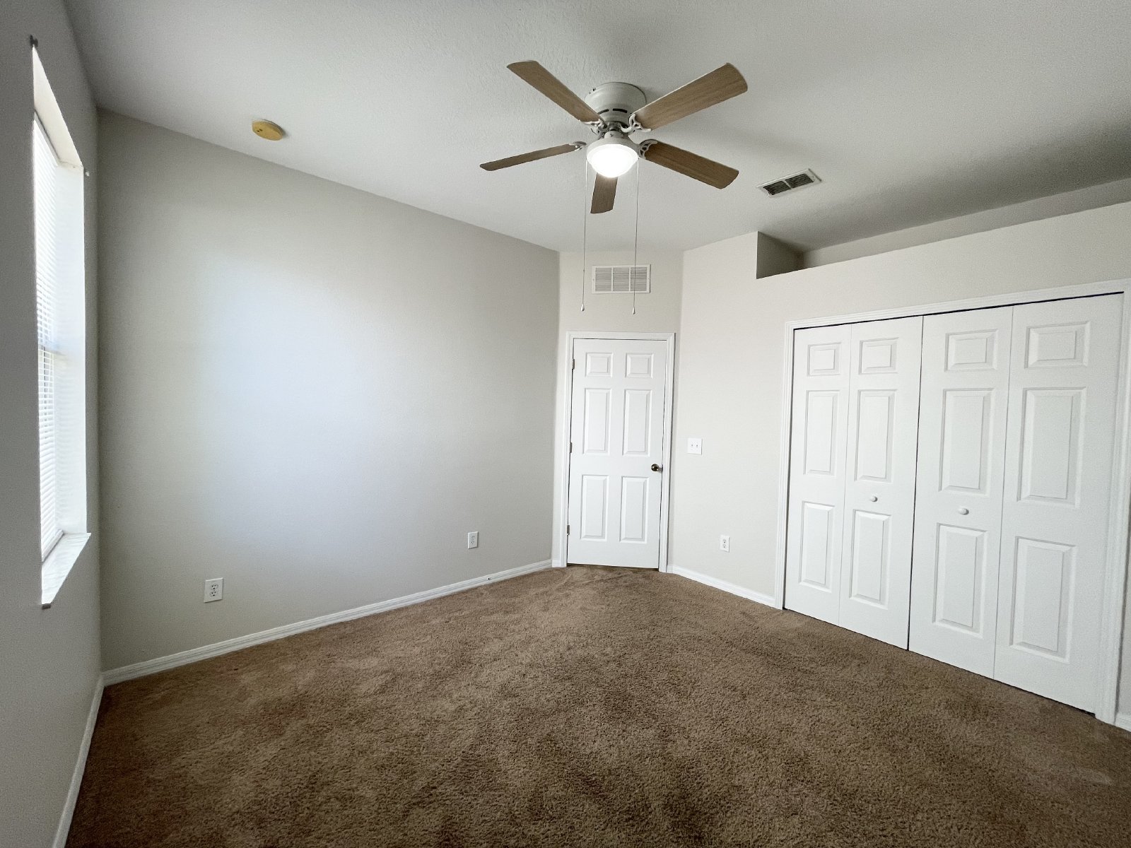 Move-In Ready 4 Bed, 2 Bath Home In Land O Lakes property image