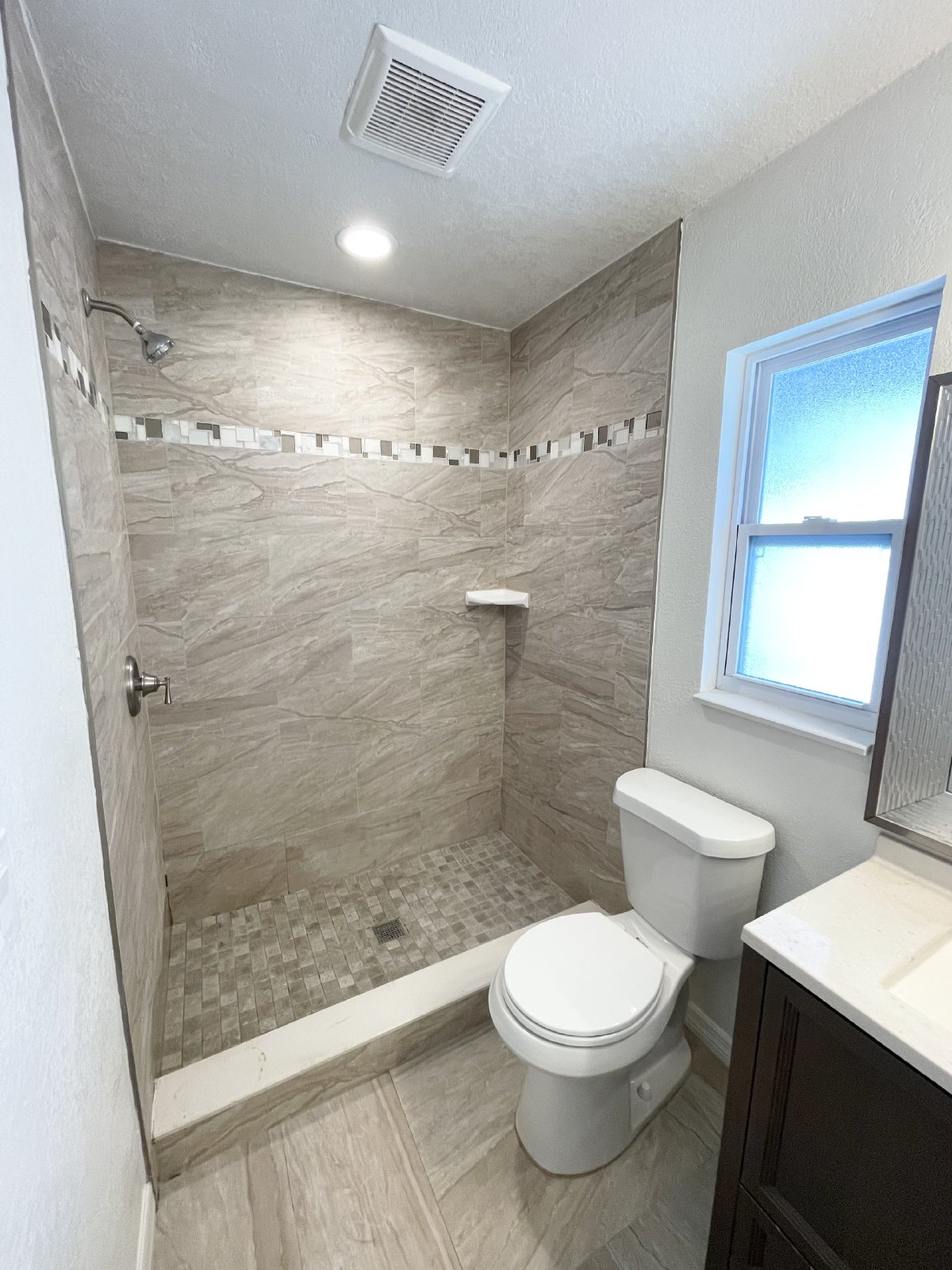 3 Bed, 2 Bath Home In New Port Richey property image