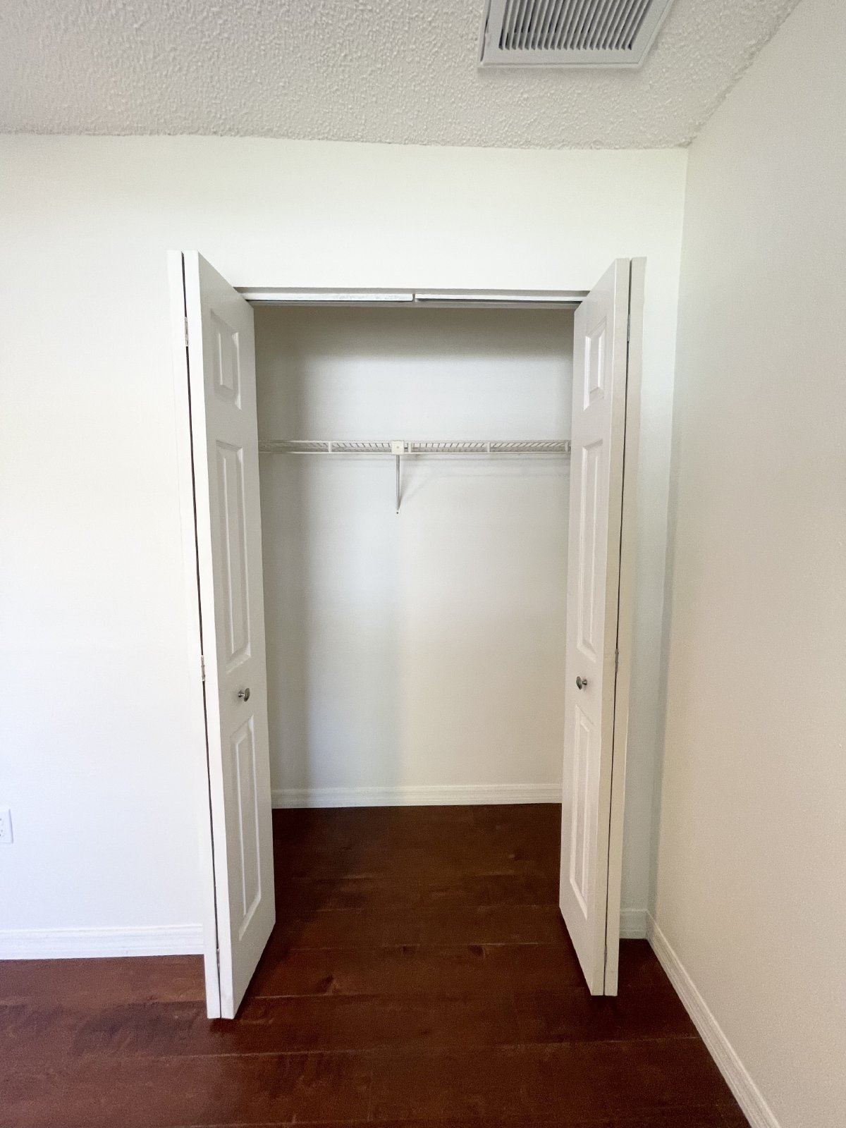 3 Bed, 2 Bath Home In New Port Richey property image