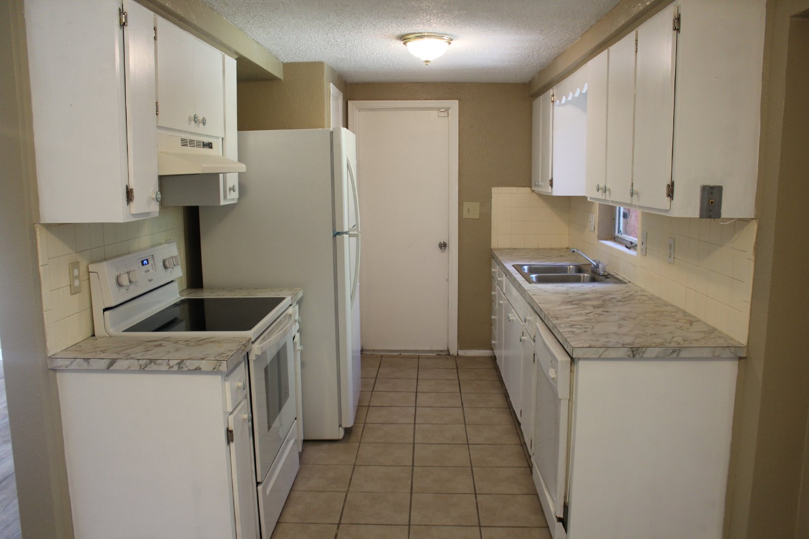 Adorable 2/1.5 In Spring Hill property image