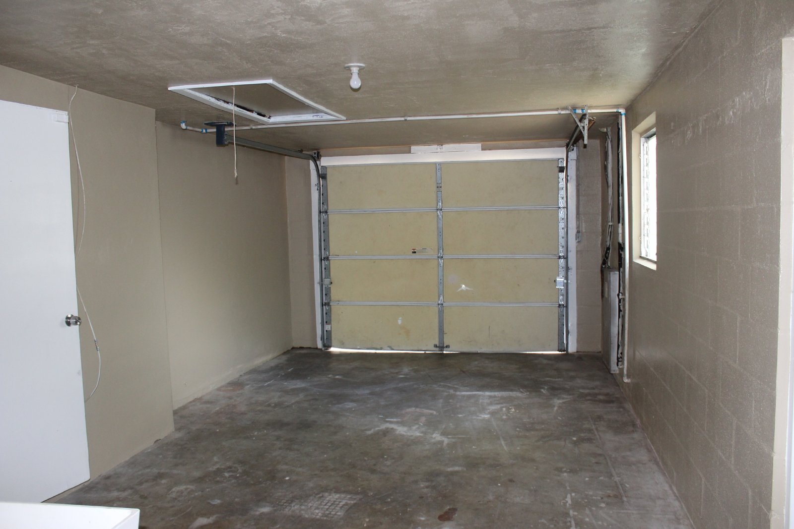 Adorable 2/1.5 In Spring Hill property image