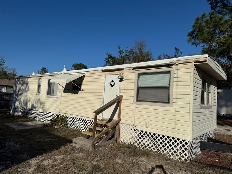 Adorable 2 Bed 1 Bath Mobile Home In Hudson property image