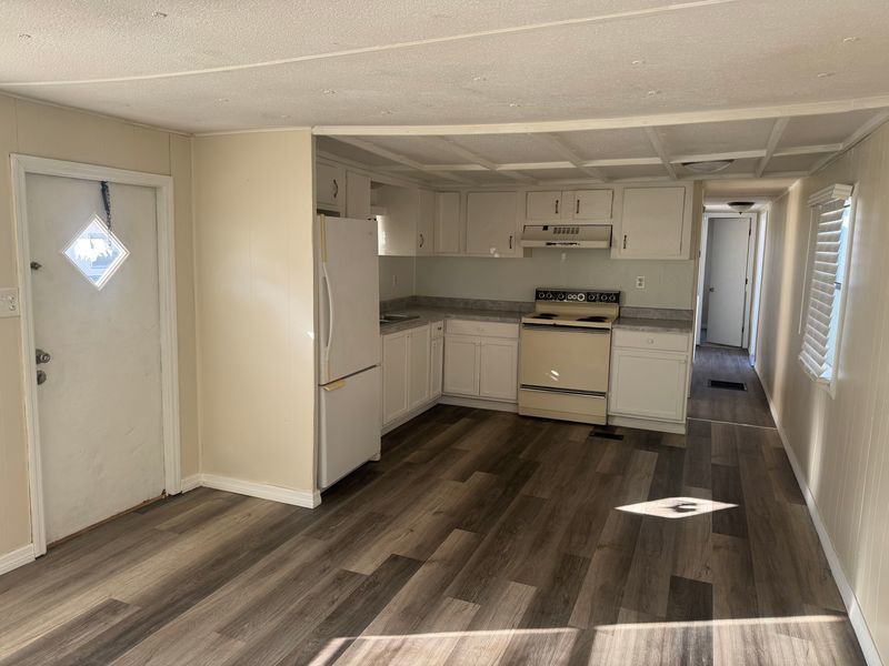 Adorable 2 Bed 1 Bath Mobile Home In Hudson property image