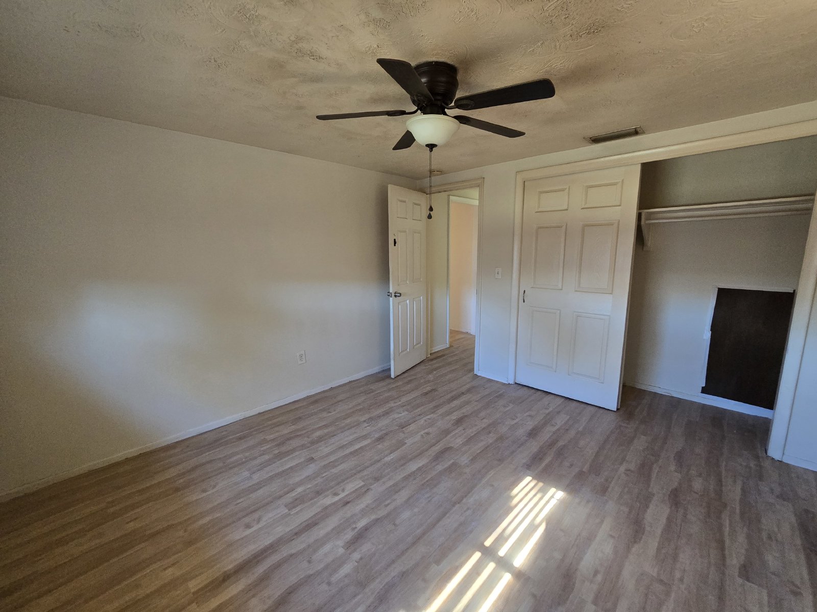 3 Bedroom In Aloha Gardens In Holiday! property image