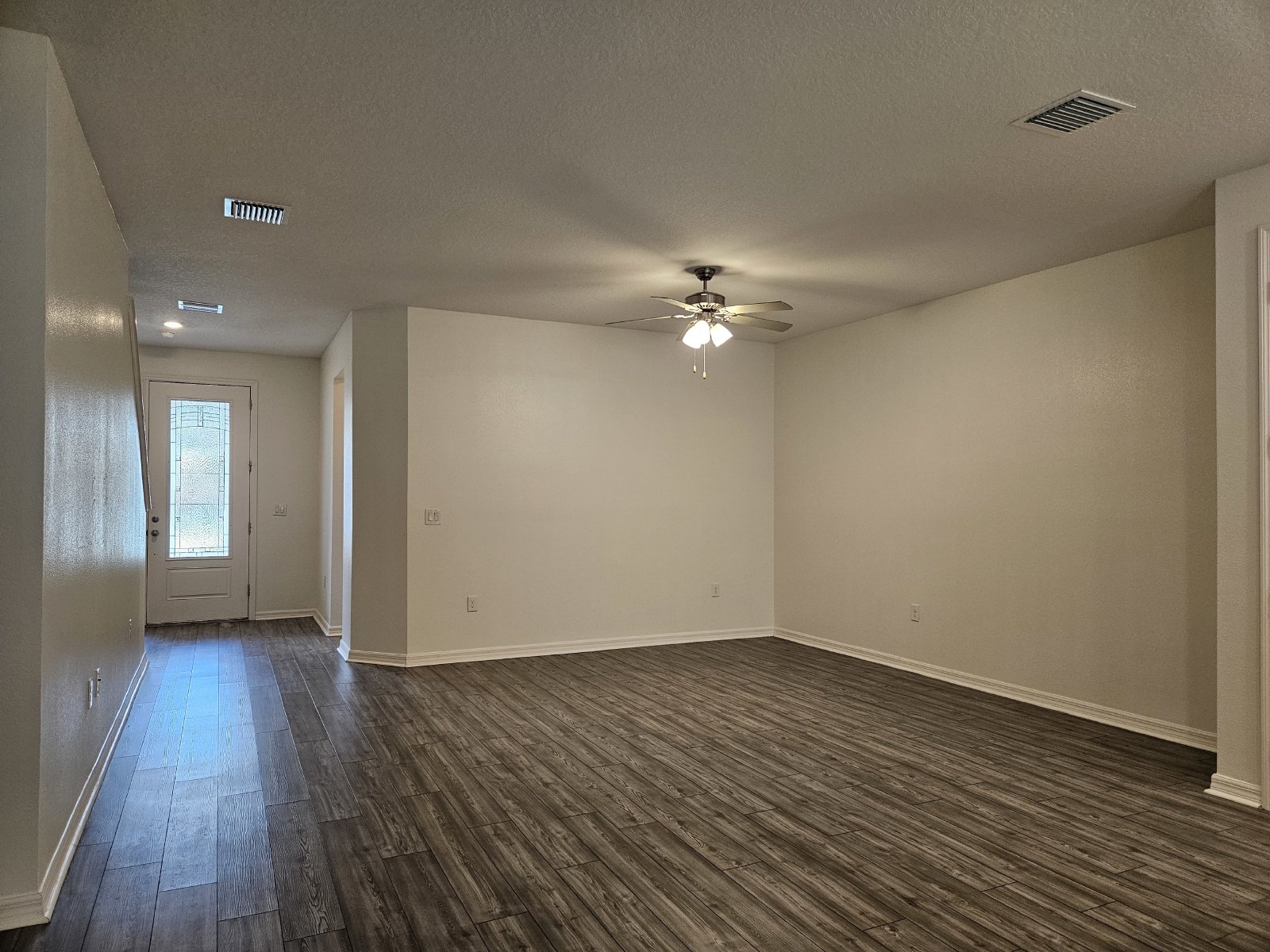 Mirada Townhome - 2 Bedrooms, 2.5 Baths, 1 Car Garage property image