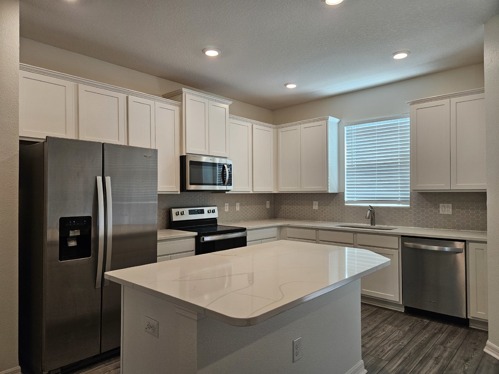 Mirada Townhome - 2 Bedrooms, 2.5 Baths, 1 Car Garage property image