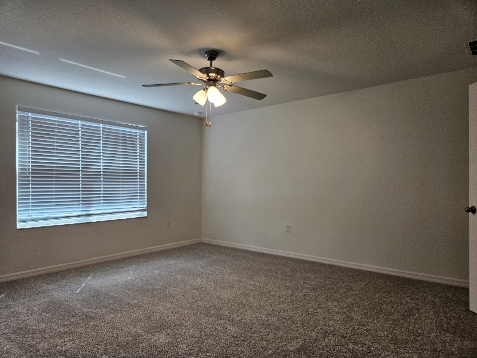 Mirada Townhome - 2 Bedrooms, 2.5 Baths, 1 Car Garage property image