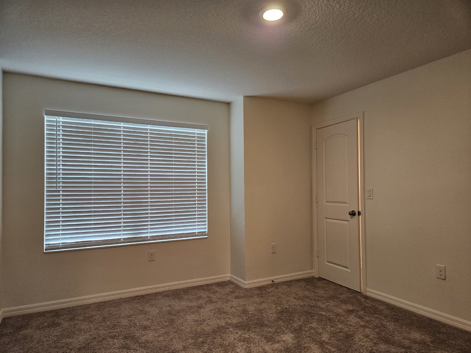 Mirada Townhome - 2 Bedrooms, 2.5 Baths, 1 Car Garage property image