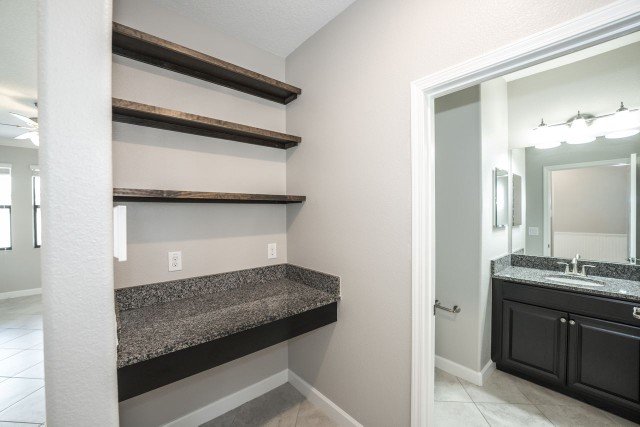 Four Bedroom/2.5 Bath In Union Park property image