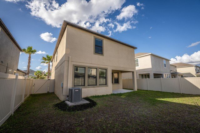 Four Bedroom/2.5 Bath In Union Park property image