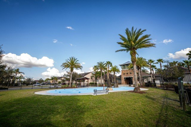 Four Bedroom/2.5 Bath In Union Park property image