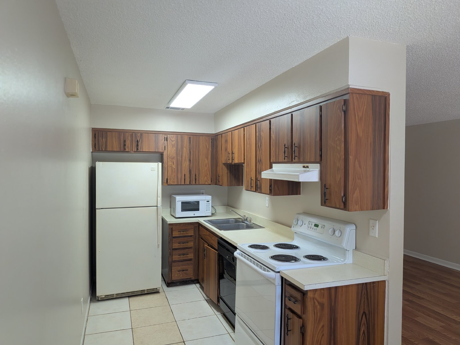 BrmonBrooksville,Fl. 1Bed/1Bath $895 month-Avaith-Available April 2026 property image