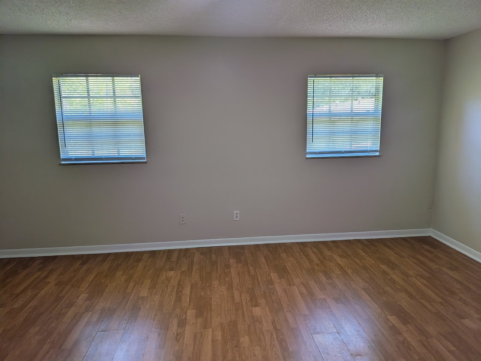 BrmonBrooksville,Fl. 1Bed/1Bath $895 month-Avaith-Available April 2026 property image