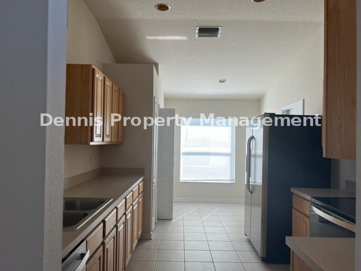 4/2 Gorgeous Home In Palm Cove! property image